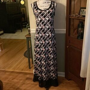 Notations sleeveless maxi dress in blue and white geometric print